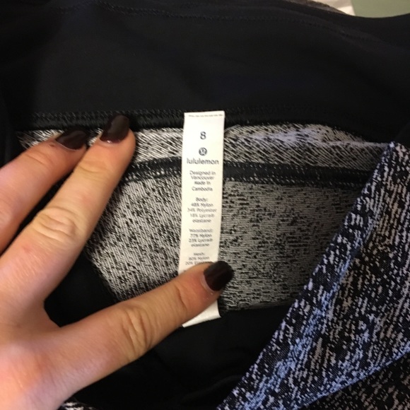 Lululemon 7/8 tights - Picture 2 of 4